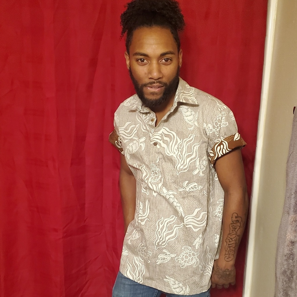 HAWAIIAN collard shirt (Made In Hawaii) - Picture 4 of 4